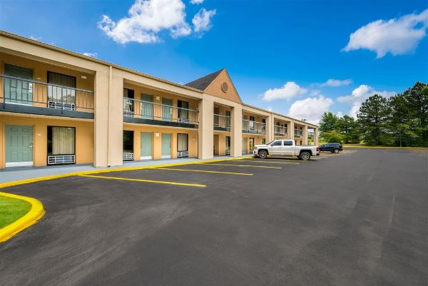 Quality Inn Cullman I-65 Exit 310 - Cullman, AL