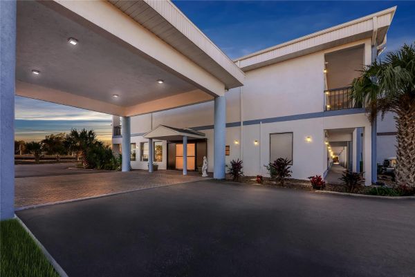 Quality Inn - Spring Hill