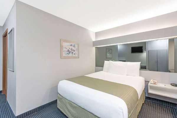 Baymont By Wyndham Henrietta/rochester - Rochester, NY