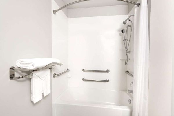 Microtel Inn & Suites By Wyndham Victor/rochester - Canandaigua, NY