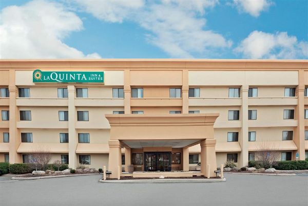 La Quinta Inn & Suites By Wyndham Mansfield Oh - Mansfield, OH