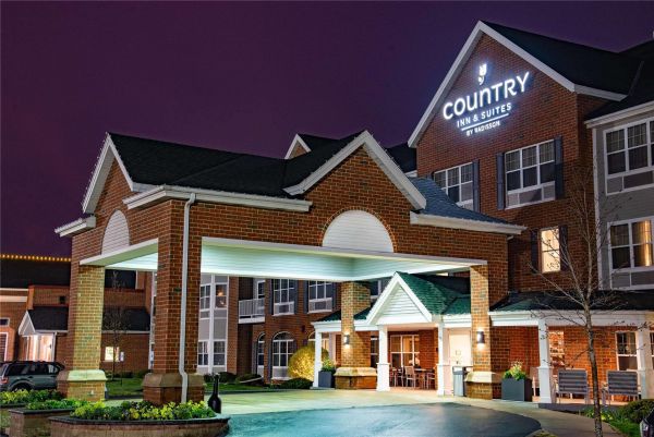 Country Inn & Suites By Radisson Milwaukee West (Brookfield) Wi - Waukesha, WI