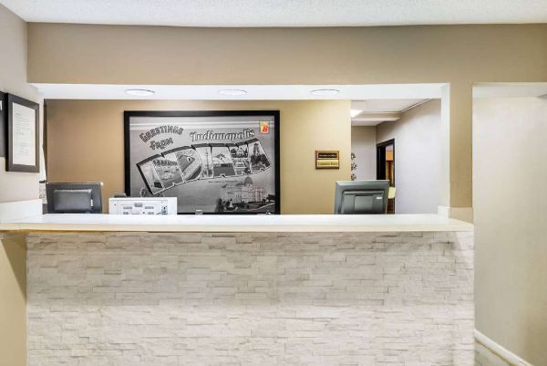 Super 8 By Wyndham Indianapolis/ne/castleton Area - Fishers, IN