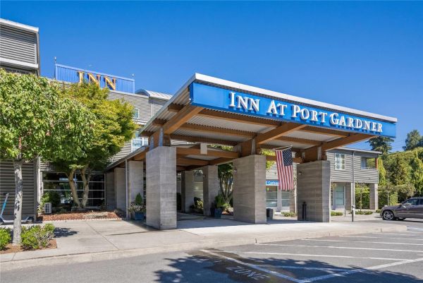 Inn At Port Gardner-everett Waterfront Ascend Hotel Collection - 에버렛