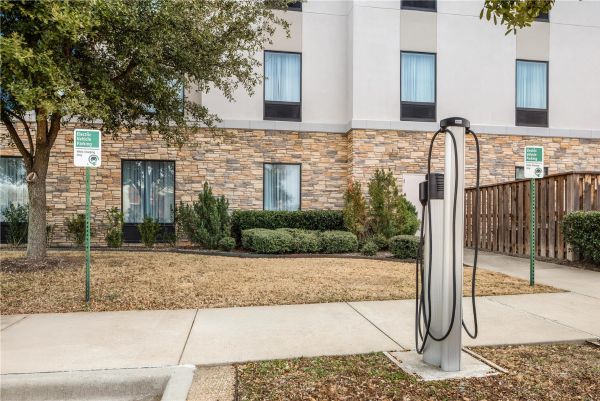 Hampton Inn & Suites Dallas/plano-east - Plano, TX