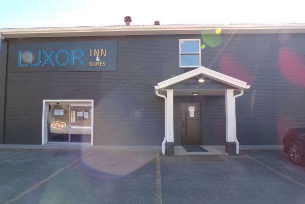 A Travelodge By Wyndham Luxor Inn & Suites - Elkins, WV