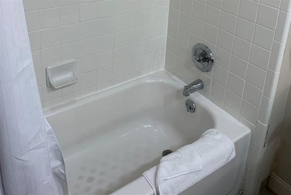 Wingate By Wyndham Brighton - Howell, MI