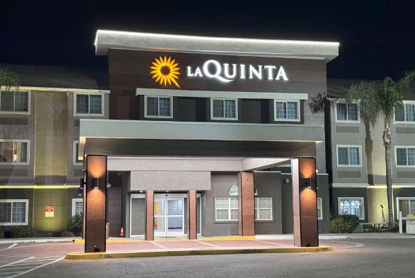La Quinta Inn & Suites By Wyndham Tulare - Visalia, CA