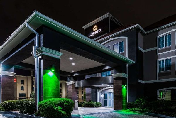 La Quinta Inn & Suites By Wyndham Tomball - Houston, TX