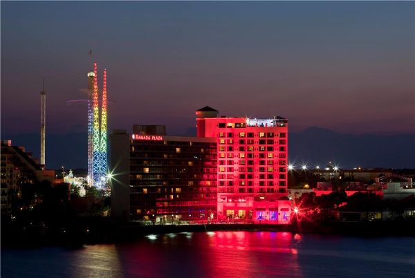 Ramada Plaza By Wyndham Orlando Resort & Suites Intl Drive - Orlando, FL
