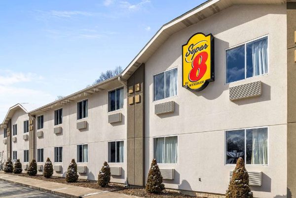 Super 8 By Wyndham Pittsburgh/monroeville - Monroeville, PA