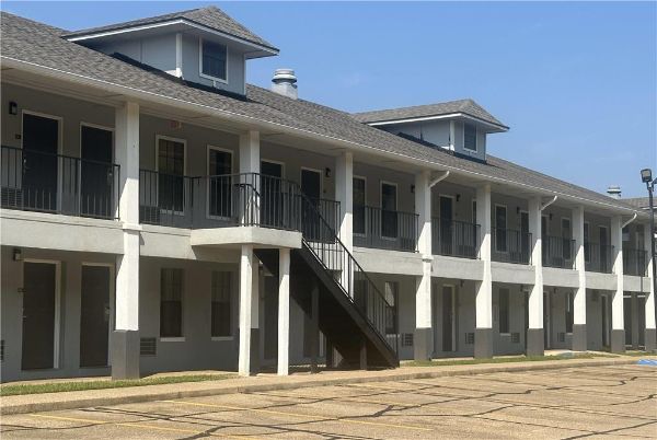 Super 8 By Wyndham Bossier City/shreveport Area - Shreveport, LA