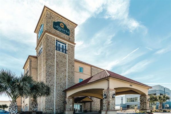 La Quinta Inn & Suites By Wyndham Dallas Grand Prairie South - Grand Prairie, TX