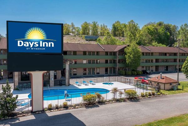 Days Inn By Wyndham Pigeon Forge South - Pigeon Forge, TN