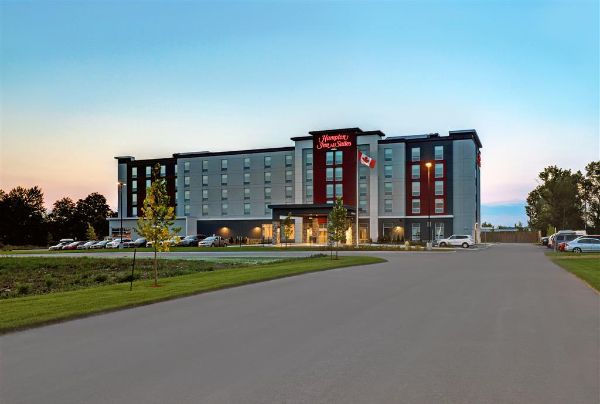 Hampton Inn & Suites By Hilton Belleville - Belleville, Canada