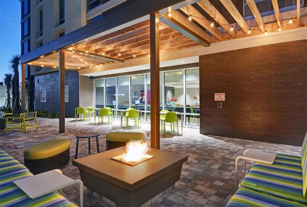 Home2 Suites By Hilton Largo - Largo, FL