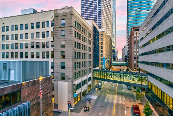 Home2 Suites By Hilton Minneapolis Downtown - Minneapolis, MN