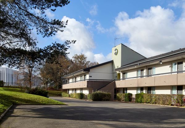 B&b Hotel Saclay - Gif-sur-Yvette