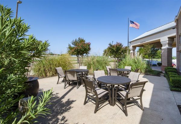Hampton Inn & Suites N. Ft. Worth-alliance Airport - Fort Worth, TX