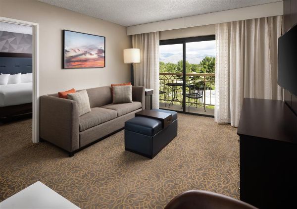 Embassy Suites By Hilton Tucson East - 圖森
