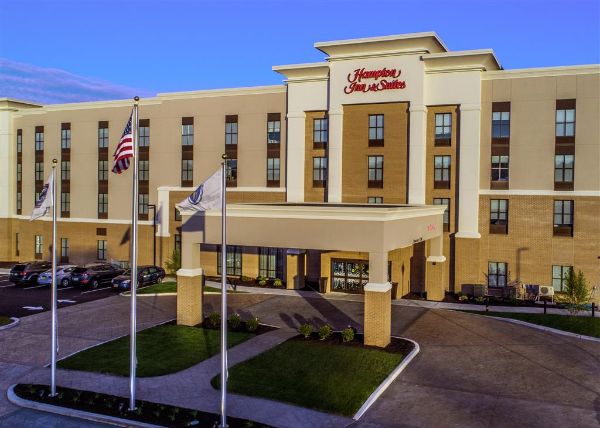Hampton Inn & Suites Foxborough -Mansfield - Mansfield, MA