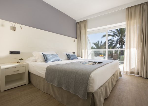 Las Gaviotas Suites Hotel & Spa in Can Picafort, Santa Margalida bei HRS  günstig buchen