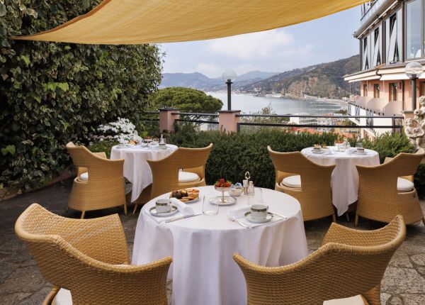 Hotel Vis a Vis - Sestri Levante presso HRS con servizi gratuiti