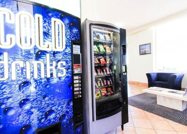 Hotel Seacrest Beachfront Holiday Apartments (Surfers Paradise) (43) Hotel Seacrest Beachfront Holiday Apartments (Surfers Paradise) (43)