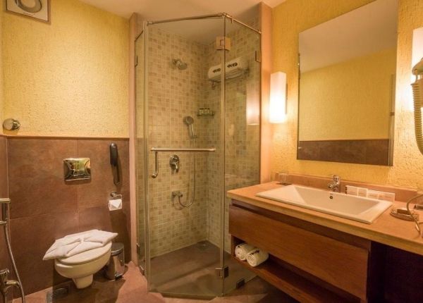 The Astor - All Suites Hotel Candolim Goa, Candolim – Updated 2024 Prices