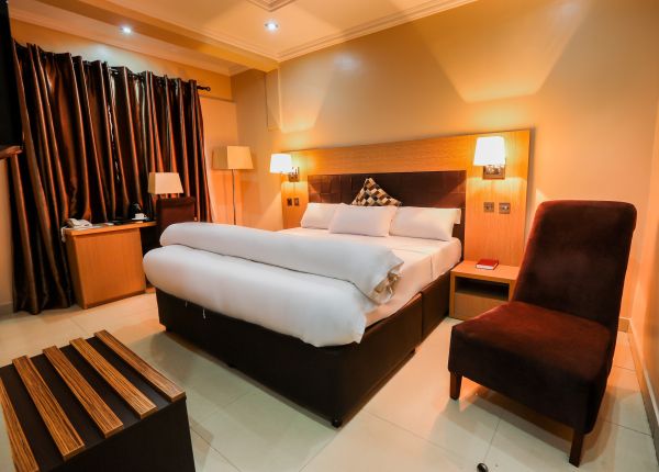 HOTEL GOLF VIEW SUITES-GOLF COURSE ROAD GURGAON 3* (India) - from US$ 135 |  BOOKED