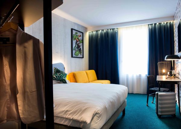 KOPSTER Hotel Lyon Groupama Stadium - Décines-Charpieu chez HRS avec  services gratuits