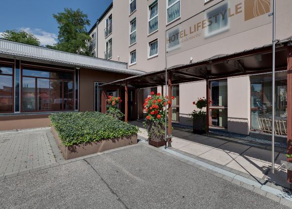 Hotel Lifestyle die Schokoladenseite - Landshut - Great prices at HOTEL