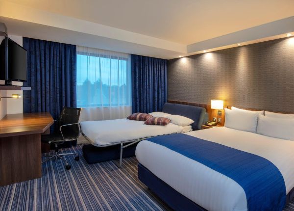 Holiday inn heathrow t5 to legoland sales