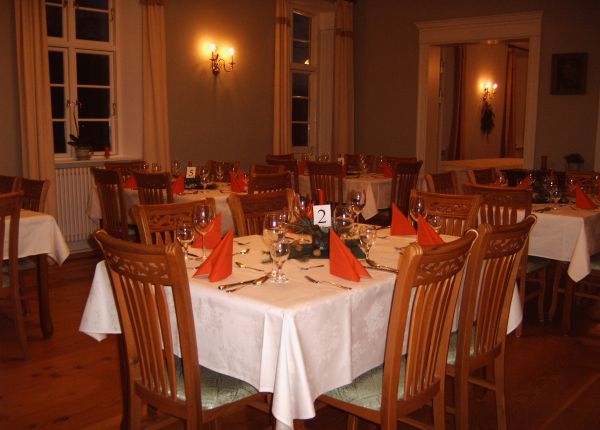 Hotel Schloß Kölzow Landhaus in Dettmannsdorf HOTEL DE