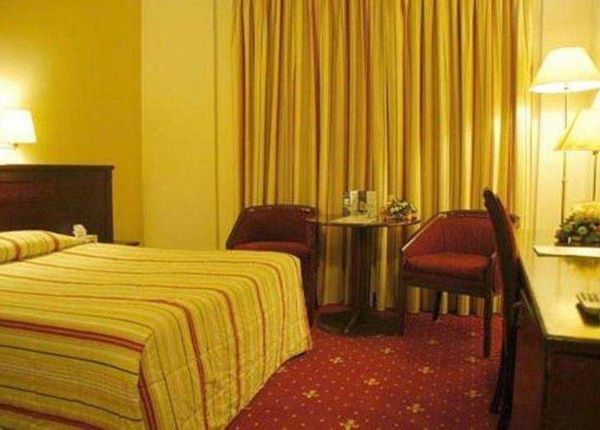 Dana plaza hotel amman booking discount