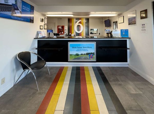 Motel 6 Janesville - Wisconsin