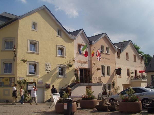 De La Sure - Esch-sur-Sûre