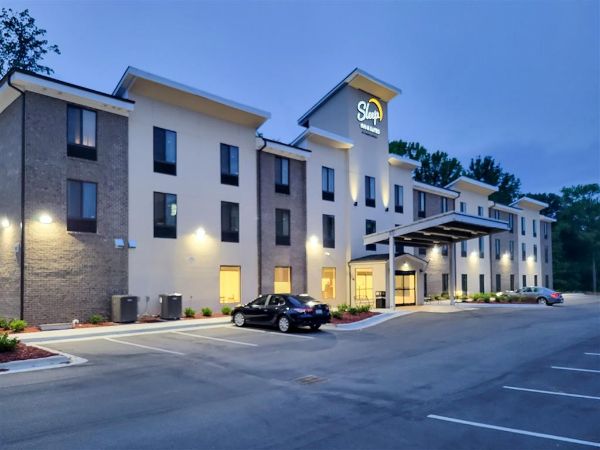 Sleep Inn & Suites - Coliseum Area - Greensboro, NC
