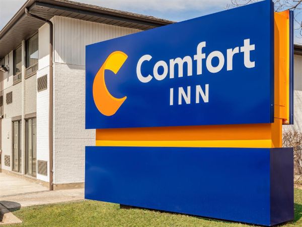 Comfort Inn West - Kanata