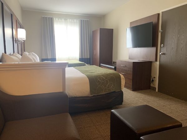 Comfort Suites Peoria I-74 - Peoria, IL