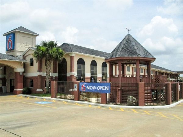 Motel 6 Brenham Tx - Brenham, TX