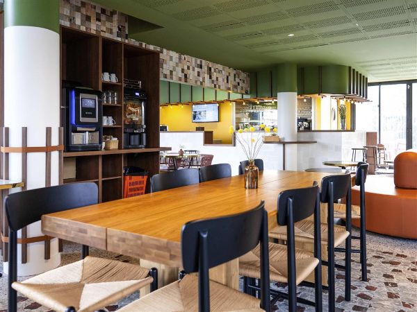 Ibis Styles Versailles Saint Quentin En Yvelines - Guyancourt