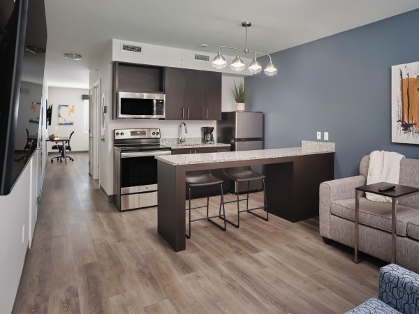 Stayapt Suites Auburn - Auburn, AL