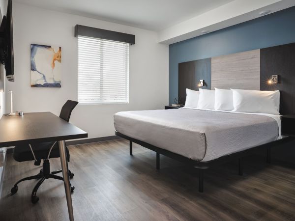 Stayapt Suites College Station - Bryan, TX