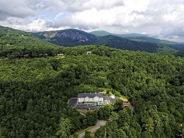 Hampton Inn & Suites Cashiers-sapphire Valley - Cashiers, NC