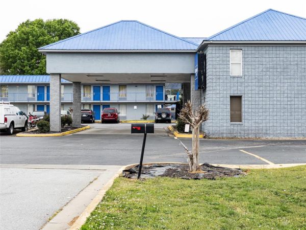 Rodeway Inn & Suites Carrollton - Carrollton