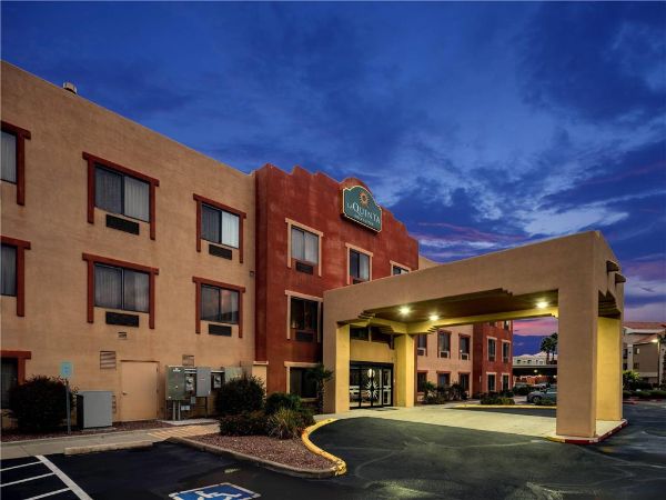 La Quinta Inn & Suites By Wyndham Nw Tucson Marana - Marana, AZ