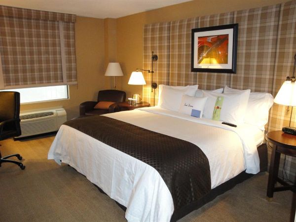 Doubletree By Hilton Hotel Cincinnati Airport - Cincinnati, OH