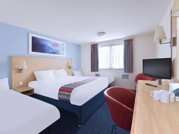 Travelodge Kilmarnock - 킬마넉