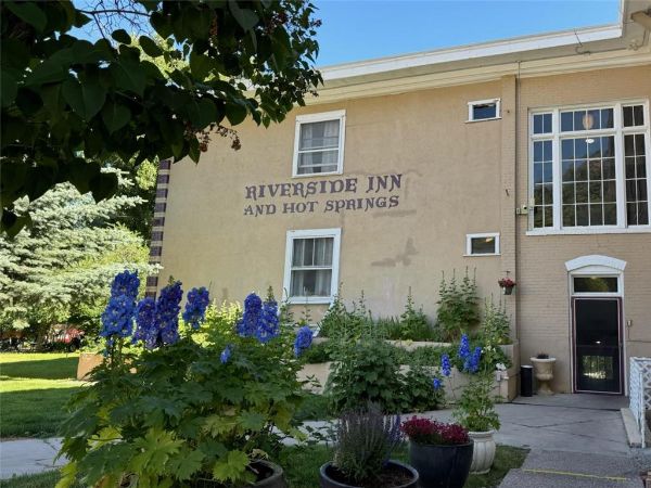 Riverside Hot Springs Inn - Lava Hot Springs, ID
